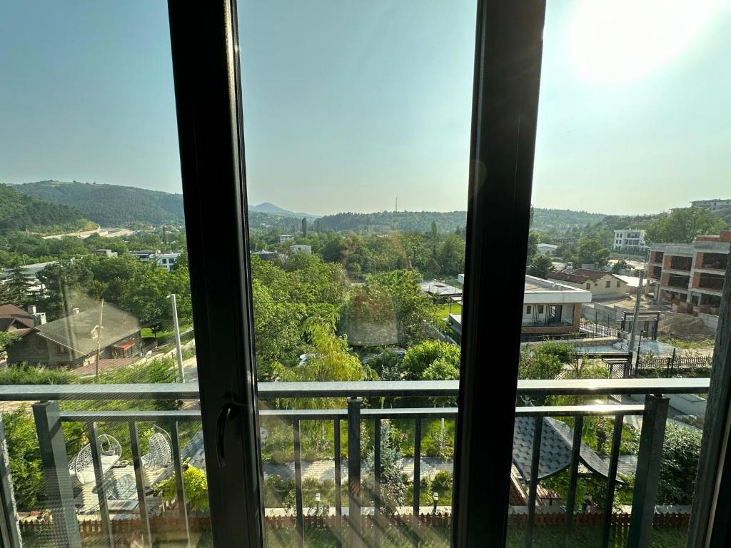 Golden Hour Apartment بورصة شقة مريحة Bursa Nilufer مَنْظَرٌ جَمِيلٌ - Family Room With Balcony
