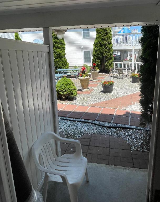 Ships Inn - 