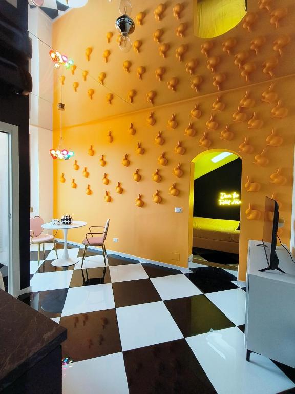 Wonderland Apartment in Milan shopping area, AC, Wifi and Subway