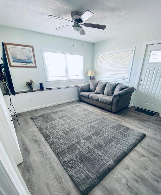 Ships Inn - Two-Bedroom Apartment
