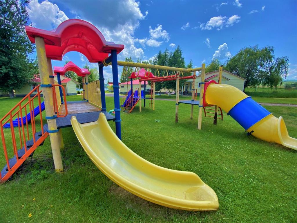 Herní místnost nebo prostor pro děti v ubytování Geghama Garden House - Resort Sevan