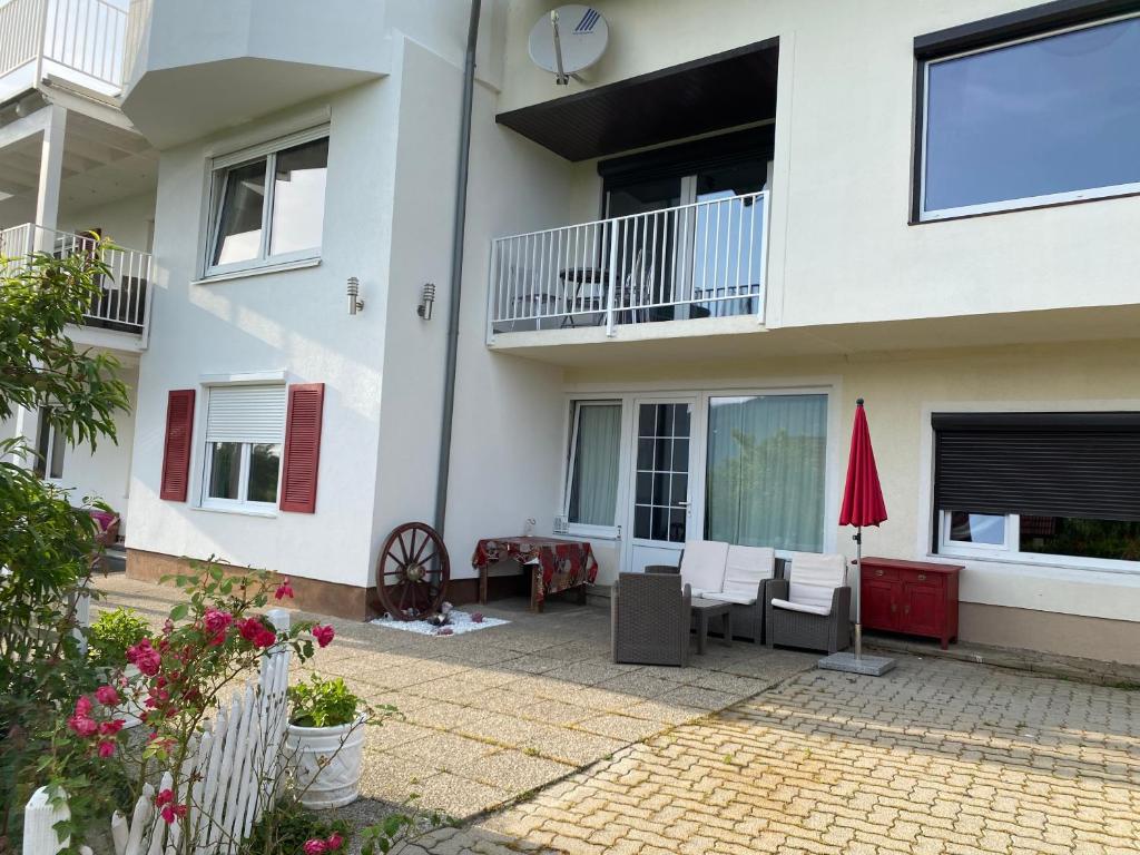 Balkón nebo terasa v ubytování Apartments Let Me In
