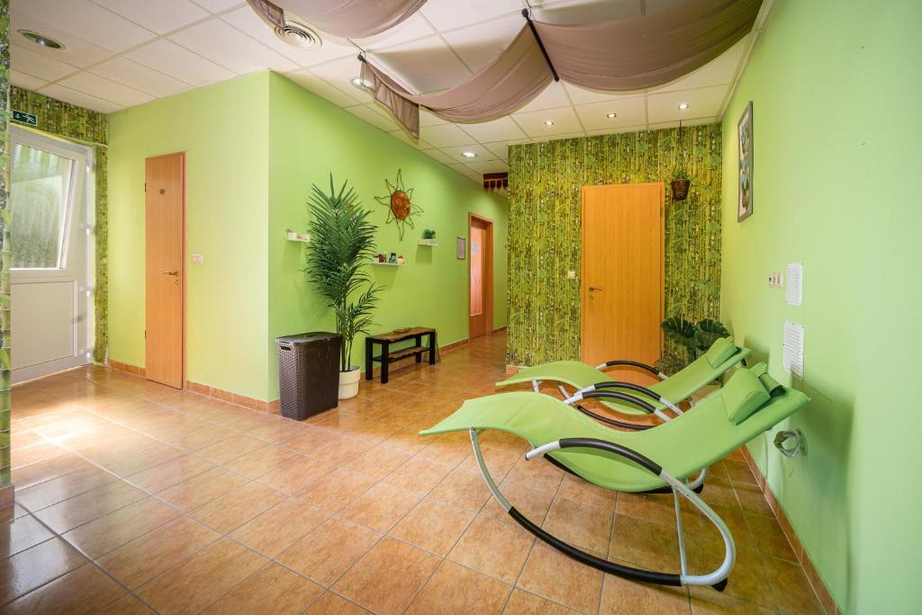 Lázně a/nebo wellness v ubytování Nefelejcs Hotel