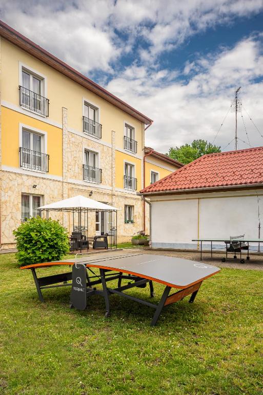 Budova, kde se hotel nachází