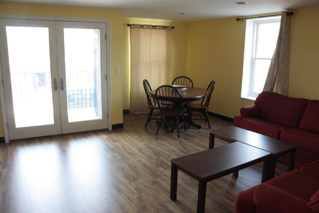 Beach Fantasy Apartment Suites Old Orchard Beach Updated 21 Prices