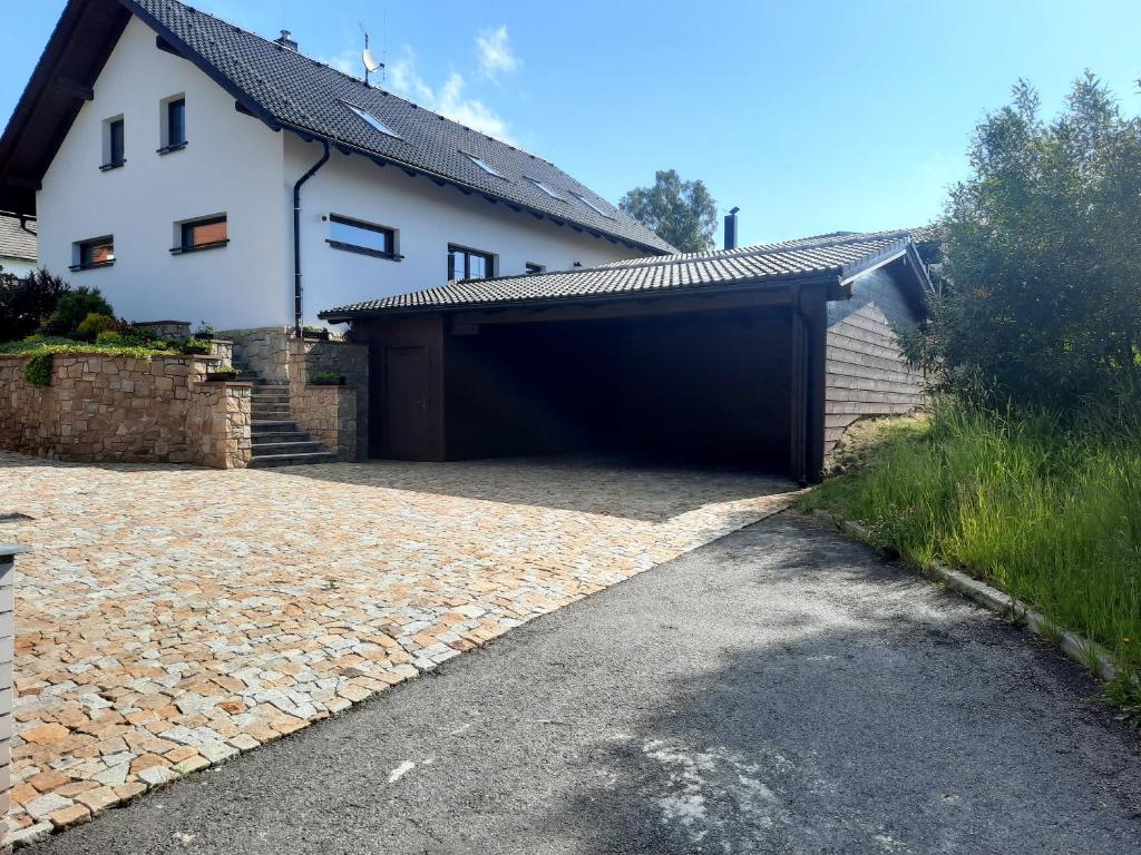 Budova, kde se apartmán nachází