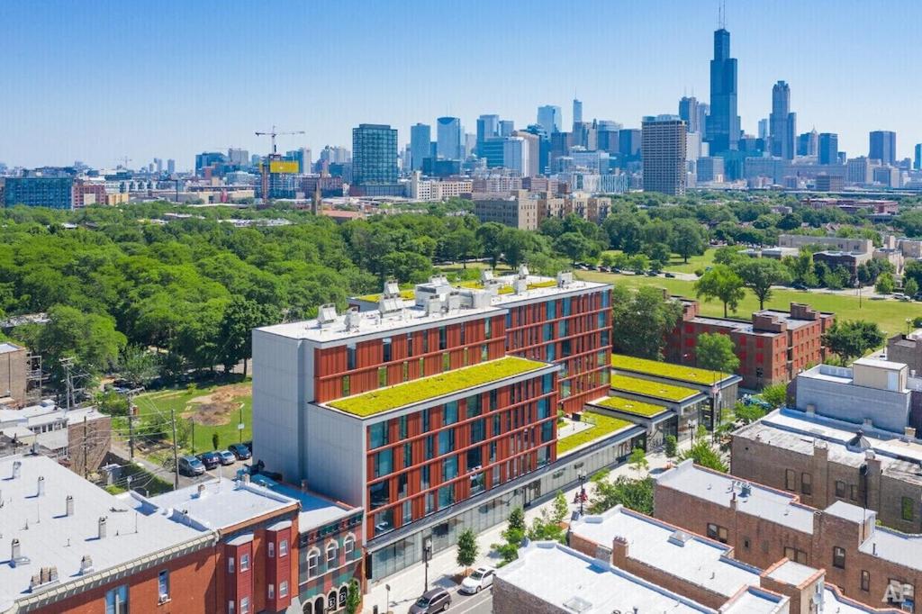 Bella Villa on Taylor Street Chicago's Little Italy 1 mile west the Loop &  UIC, Chicago – Updated 2024 Prices
