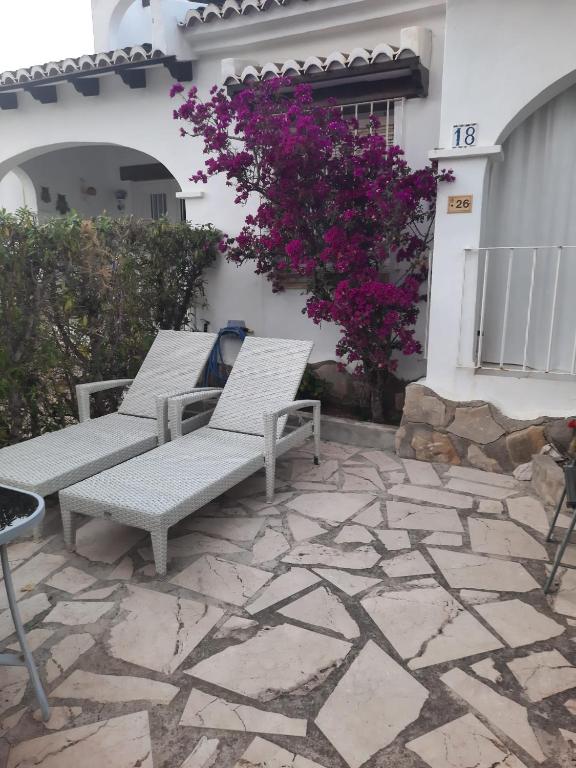 Patio nebo venkovní prostory v ubytování PRECIOSO BUNGALOW EN MORAIRA/ LOVELY BUNGALOW IN MORAIRA