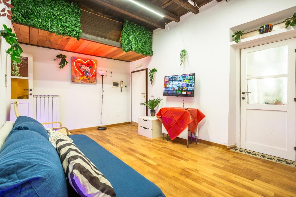 Telewizja i/lub zestaw kina domowego w obiekcie The Magic Hole