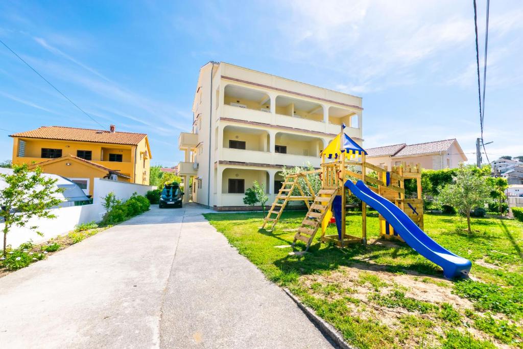 Ο χώρος παιχνιδιού για παιδιά στο Apartments Ivan i Marija