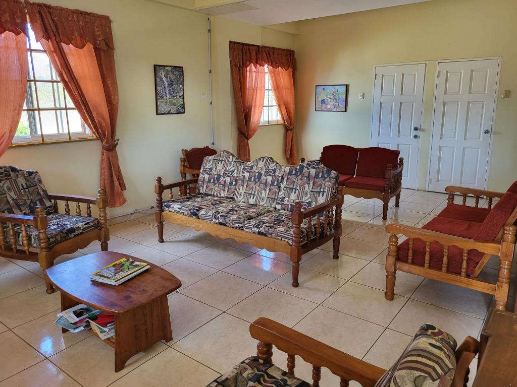 Posezení v ubytování OceanView Villa