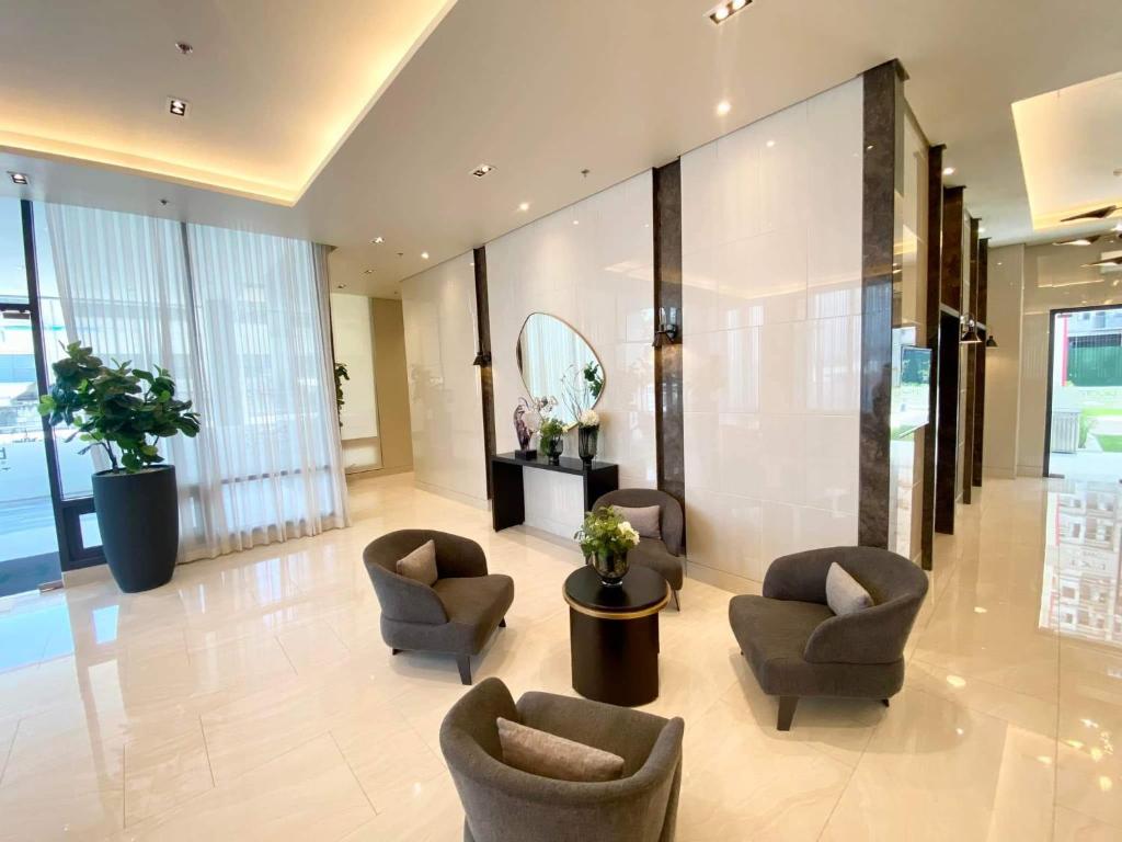 Posezení v ubytování Bloom Residences Condo 2Br