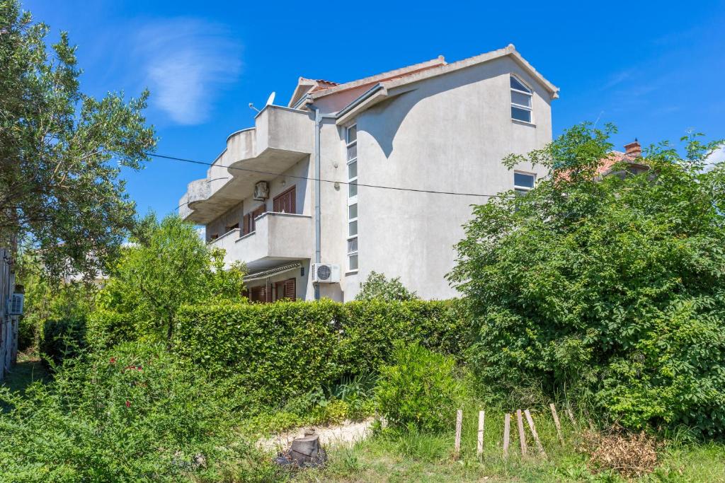 Apartments with parking space Kastel Stari, Kastela - 20999