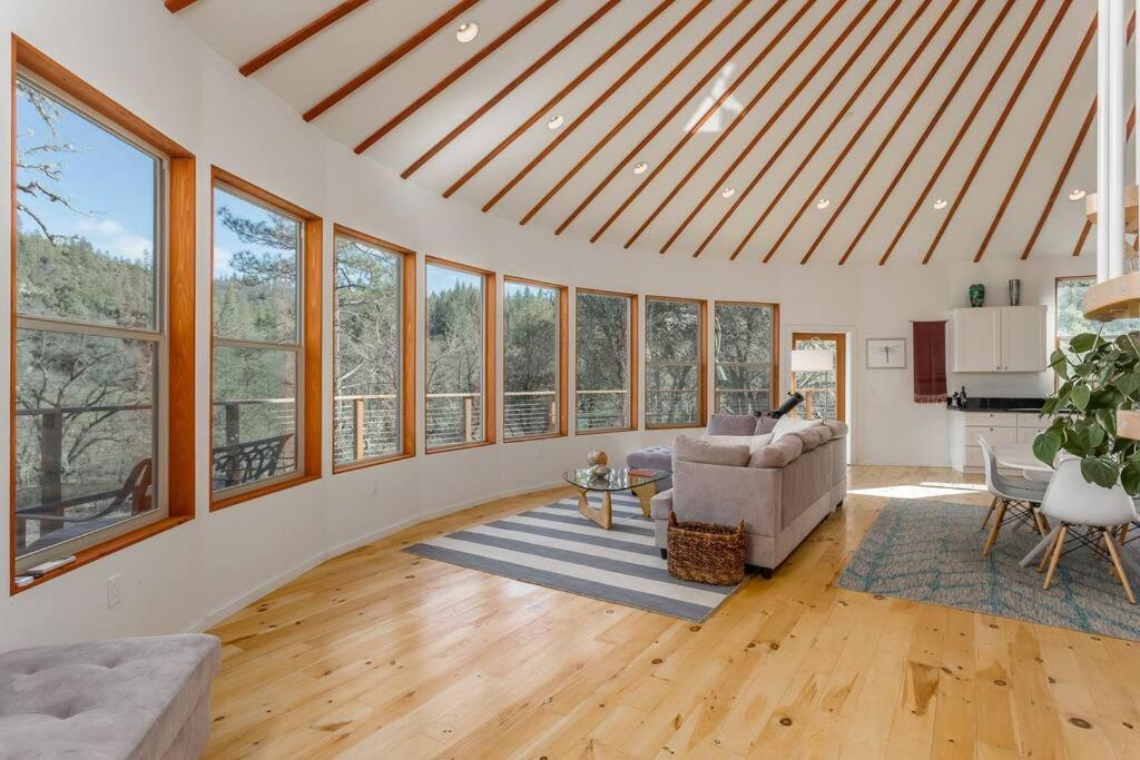 Stunning Roundhouse, Waterfall, Hot Tub & Views, Grass Valley Updated 2023 Prices