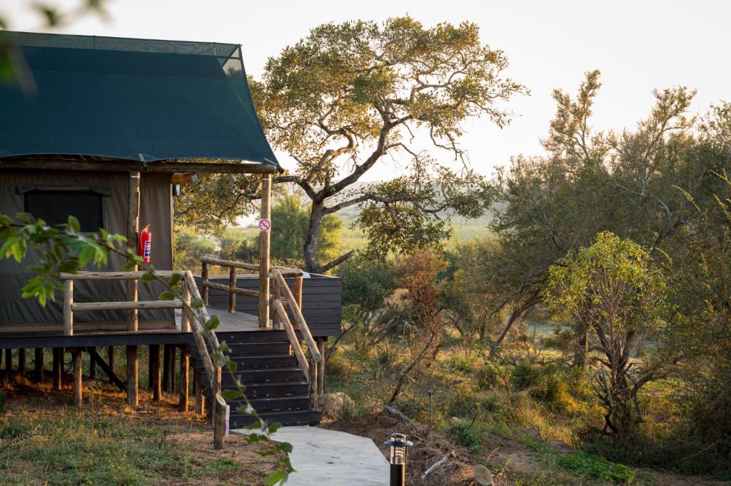 Zahrada ubytování Nkuhlu Tented Camp