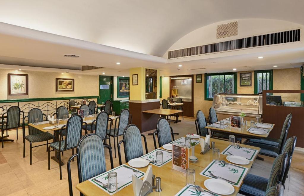 Nápoje v ubytování The Cama - A Sabarmati Riverfront Hotel