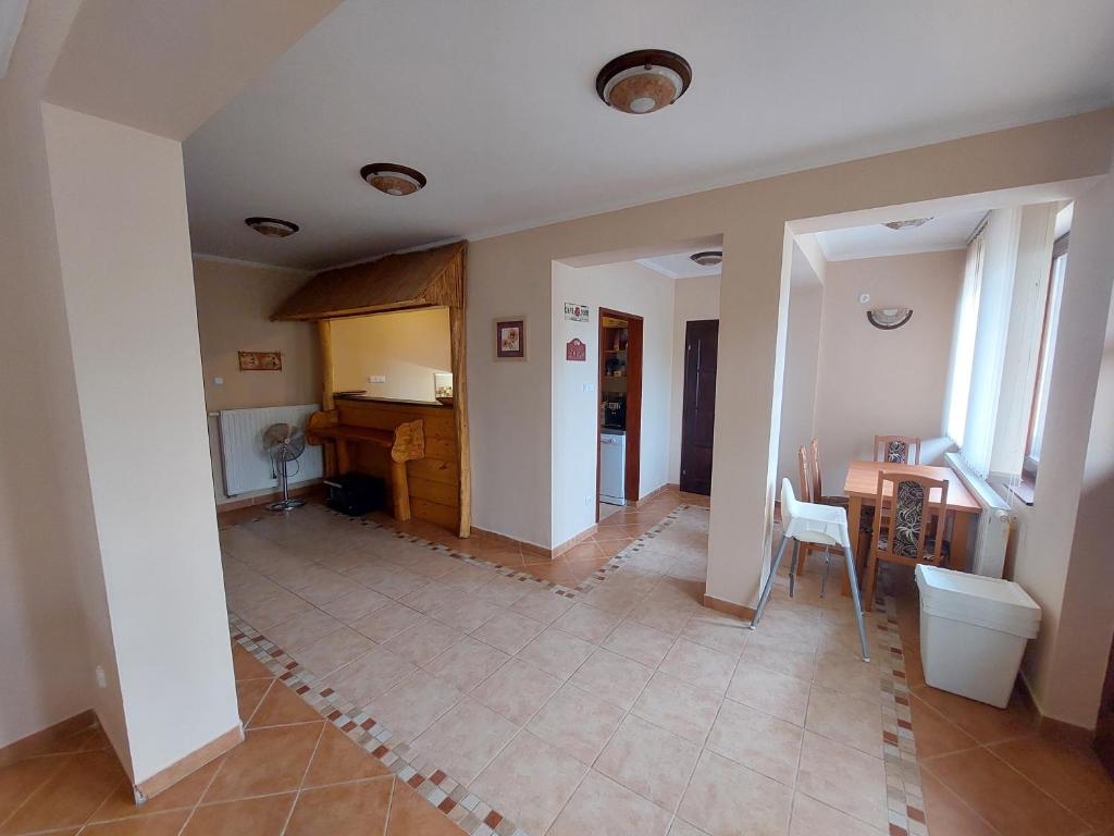 Fotografie z fotogalerie ubytování Cserke Apartmanház v destinaci Cserkeszőlő