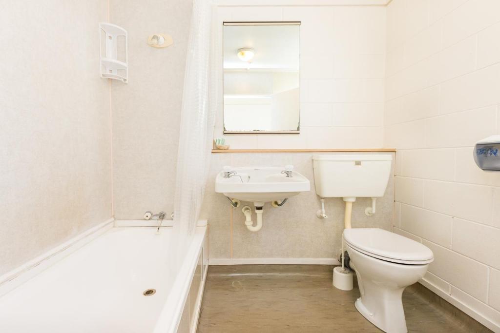 Koupelna v ubytování Alpha Motor Inn