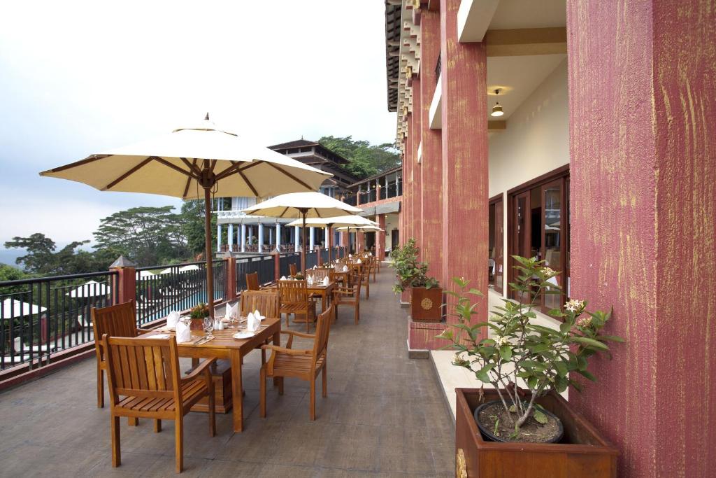 Balkón nebo terasa v ubytování Amaya Hills Kandy