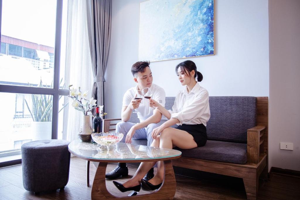 IRIS Hotel Hải Phòng - Suite With Lake View
