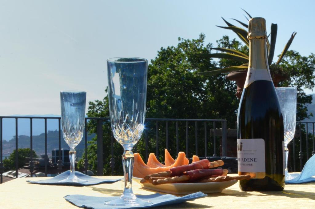 Maison Brinati Bed and Breakfast
