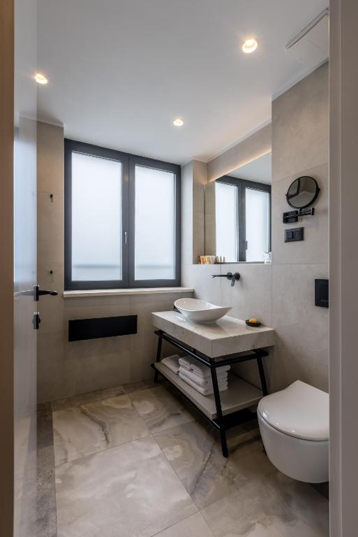 Un baño de Cora Hotel