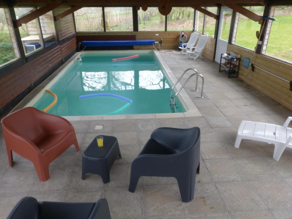 Φωτογραφία από το άλμπουμ του Le champ bourdon σε Saint-Maur-des-Bois