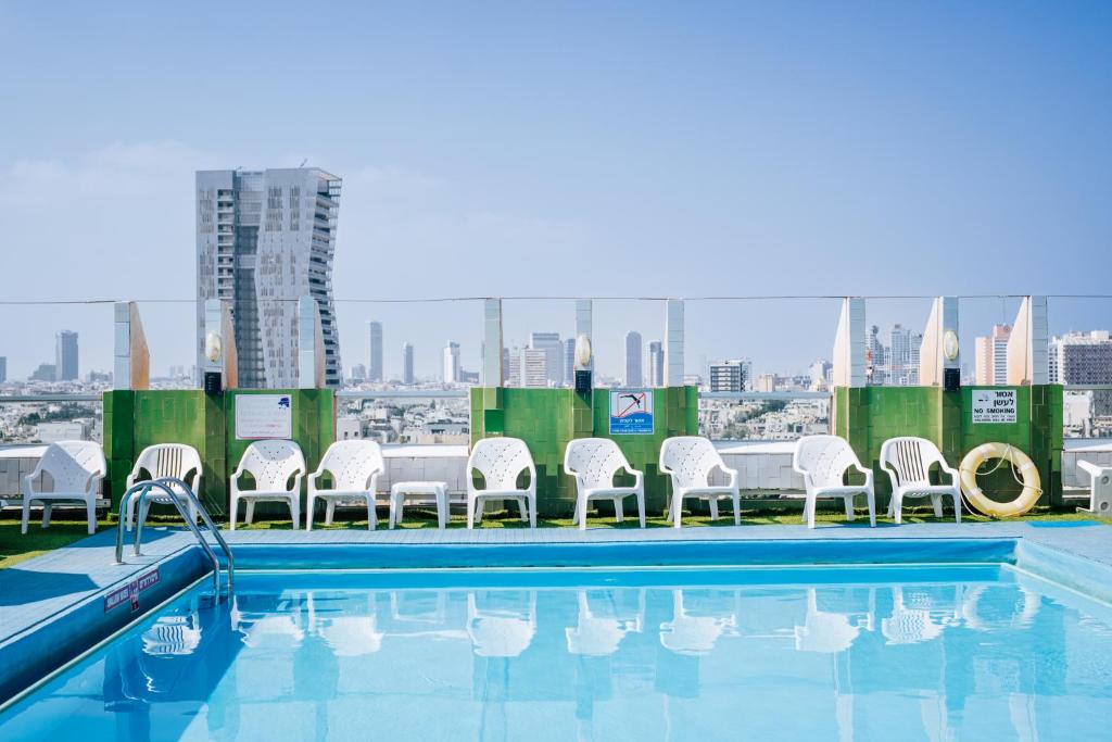 Bazén v ubytování Grand Beach Hotel nebo v jeho okolí