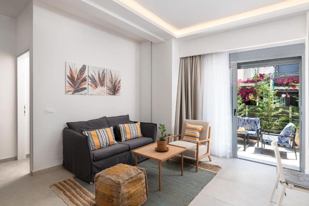 Karibu Inn w/ Private Parking