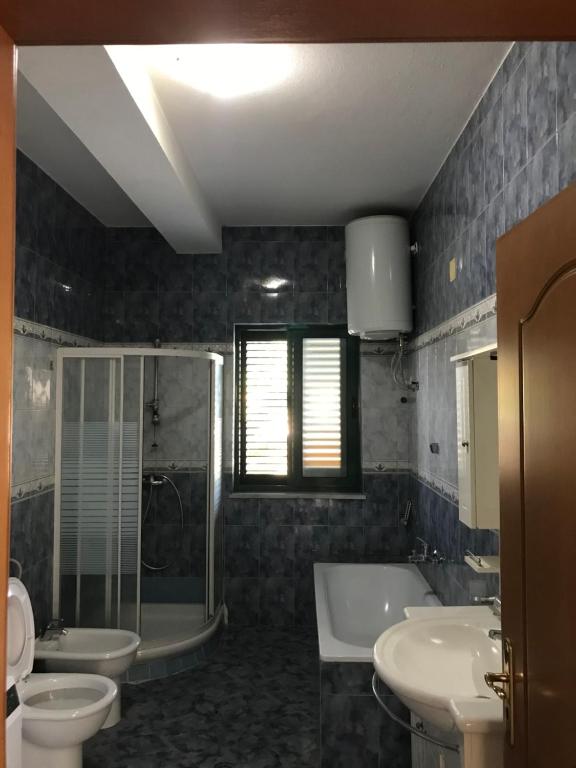 Sunrise GUEST HOUSE - Imazhi 3