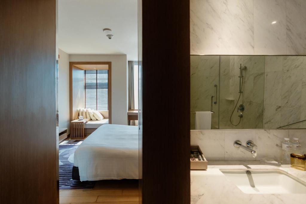 
One-Bedroom Apartment City View
