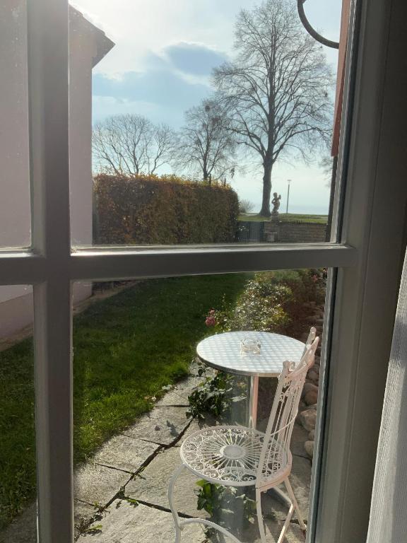 Hotel Strand-Café mit Gästehaus Charlotte - 花园景单人间