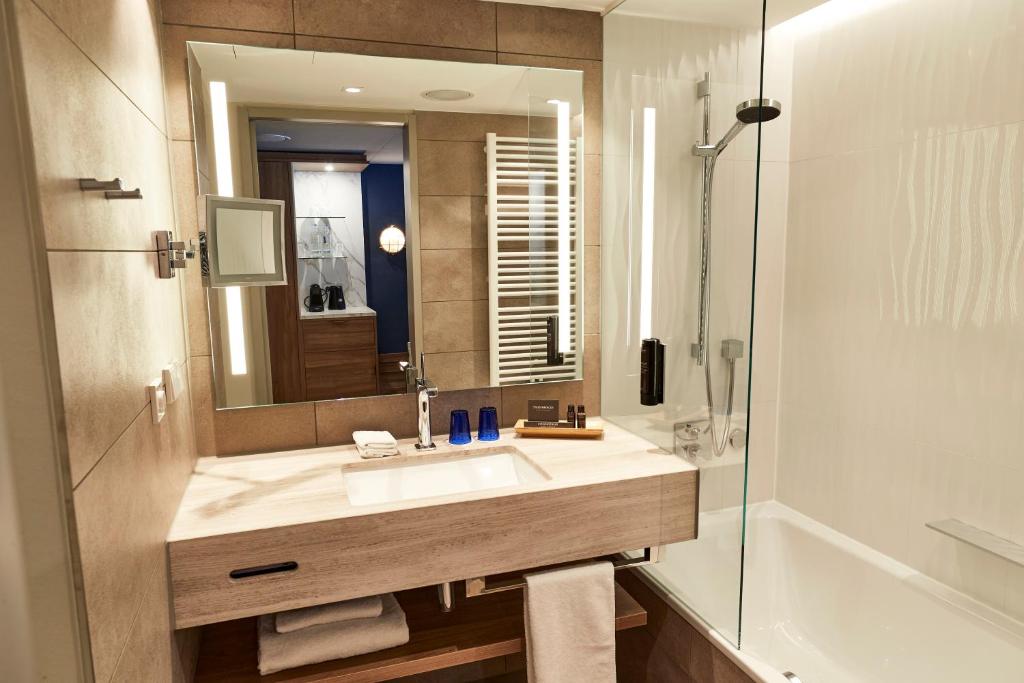 Steigenberger Hotel Hamburg - Resim 14