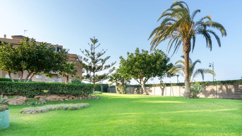 Sun & Luxury at Guadalmar Beach, Málaga – Aktualisierte ...