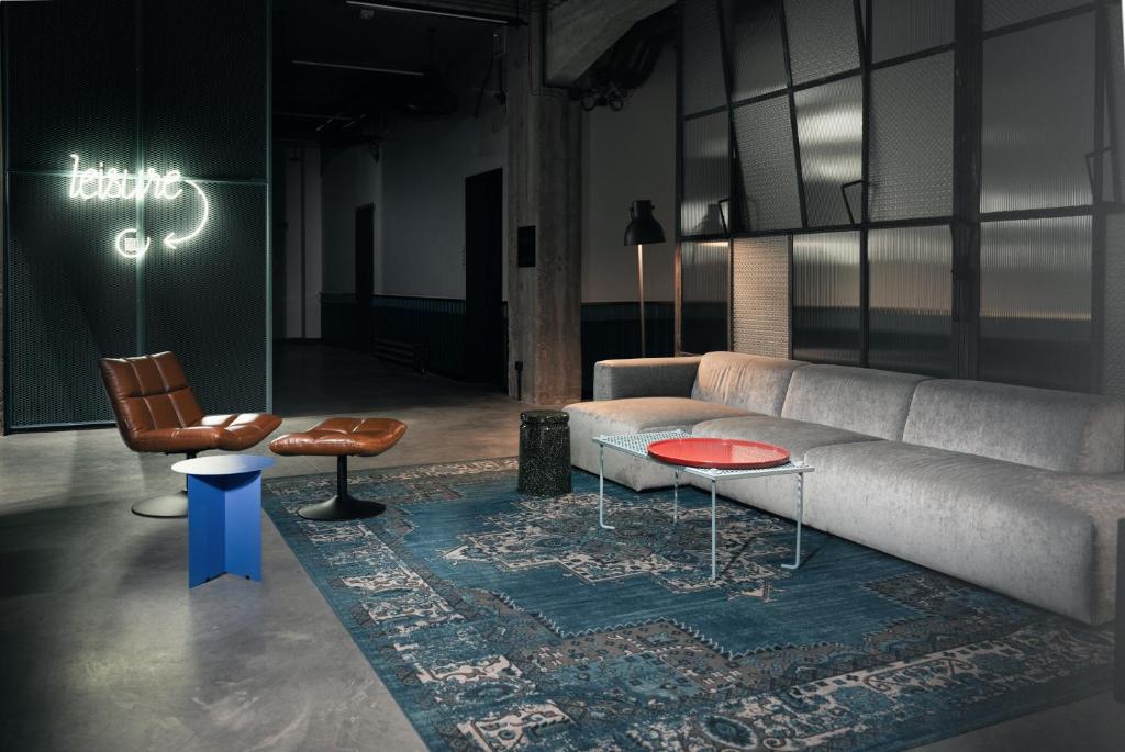 MONTOWNIA Lofts & Experience - Resim 8