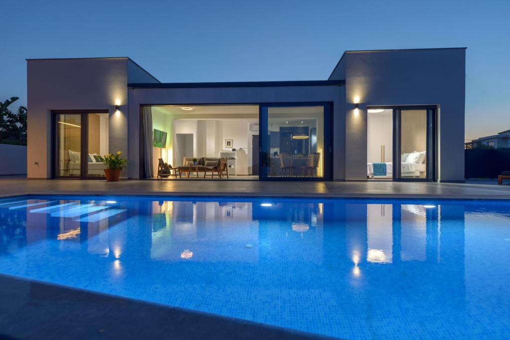 Kali Thea Villas - Villa De Trois Chambres
