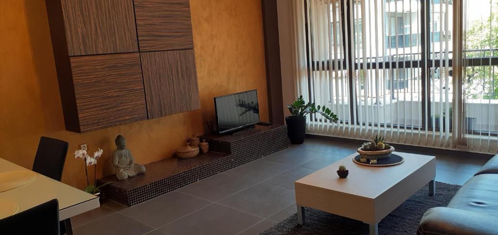 Anetaapartment - One-Bedroom Apartment