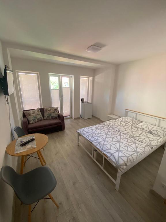 ANNA CENTRUM-Pokoje przy plaży (ul.Nadbrzeżna 5) - Camera Familiare Deluxe