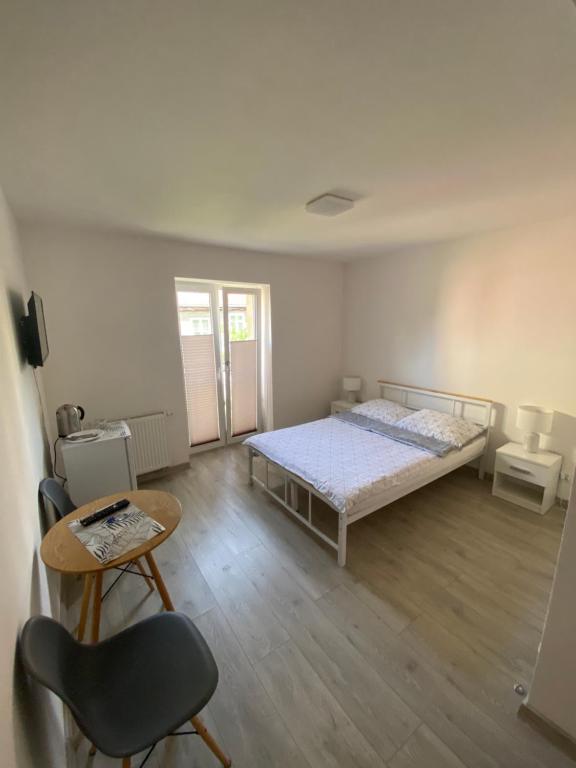 ANNA CENTRUM-Pokoje przy plaży (ul.Nadbrzeżna 5) - Camera Doppia Deluxe