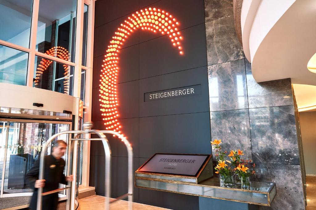 Steigenberger Hotel Hamburg - Resim 6