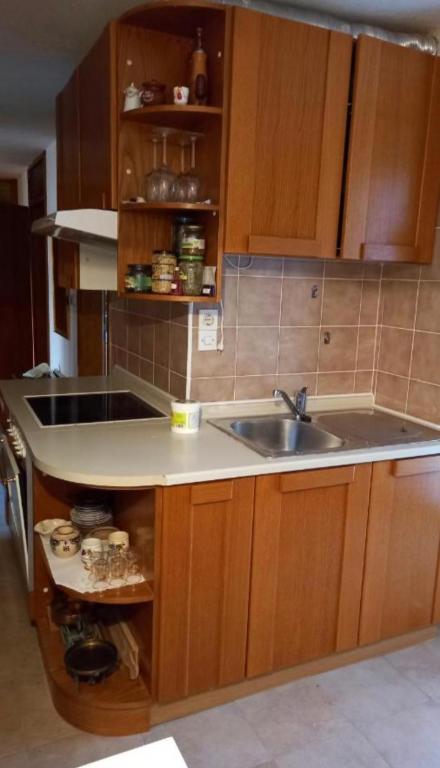 Kuchyň nebo kuchyňský kout v ubytování Draga - 2 bedroom apartment