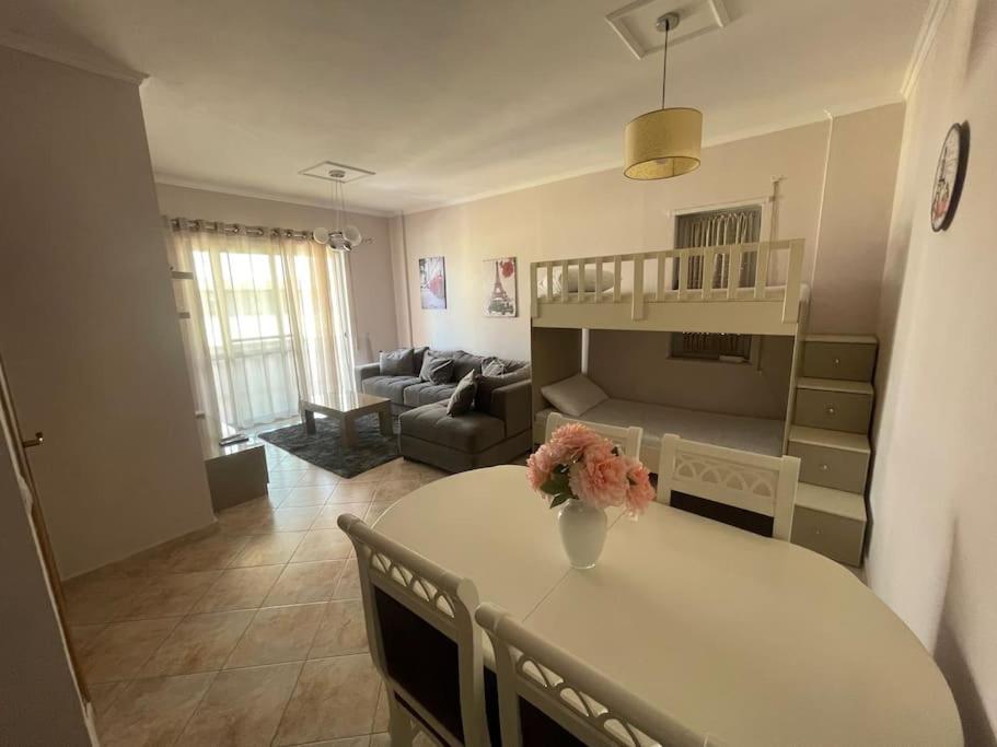 Durres , Summer Apartment