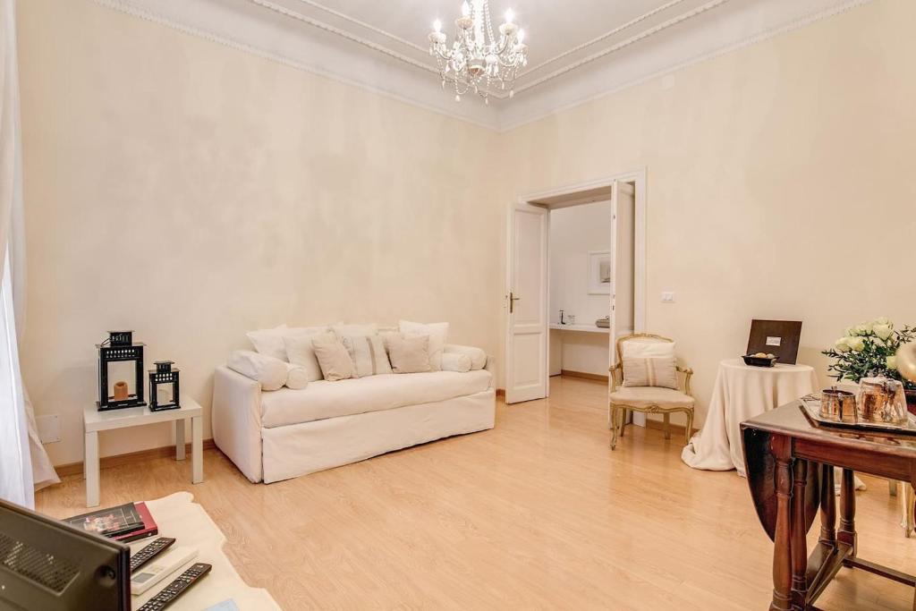 RHH Rome Holiday Home - Twee Slaapkamers Appartement