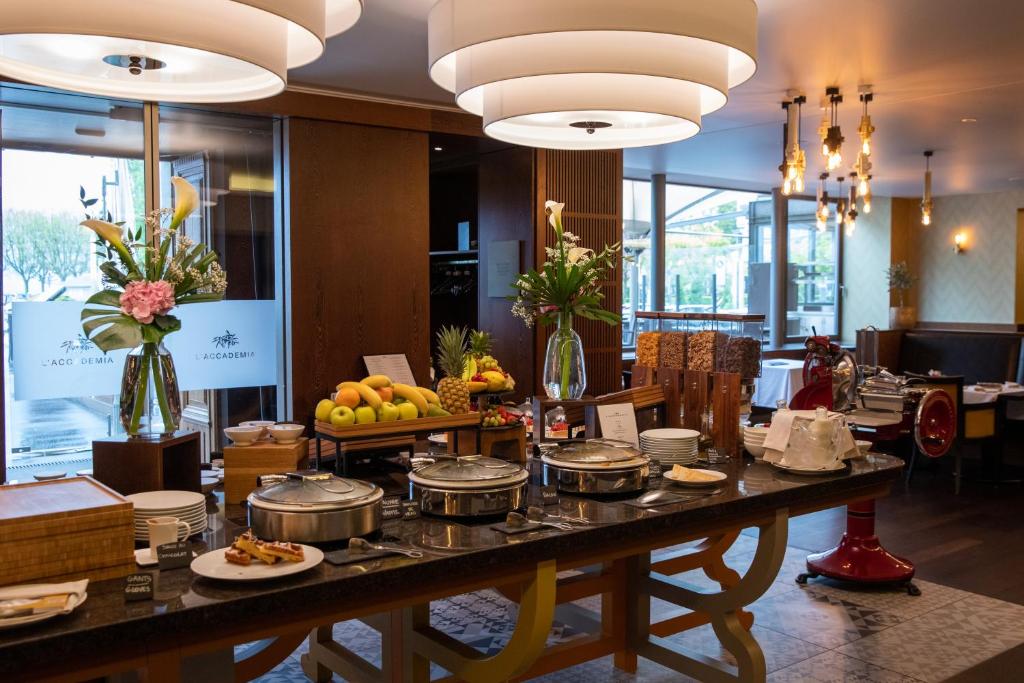 Hotel Angleterre - Resim 42