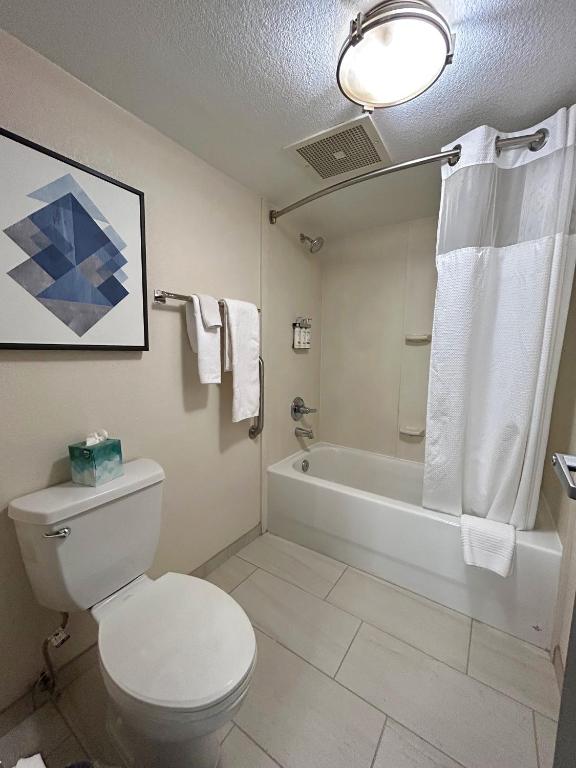 Candlewood Suites Indianapolis Downtown Medical District by IHG photo