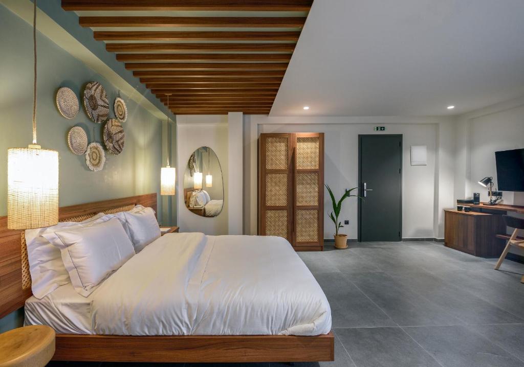 Amyntas Seafront Hotel - Adults Only - 1