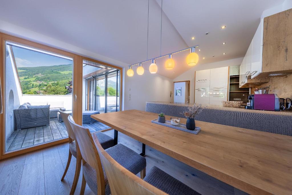 Kuchyň nebo kuchyňský kout v ubytování Appartement Gernkogelblick