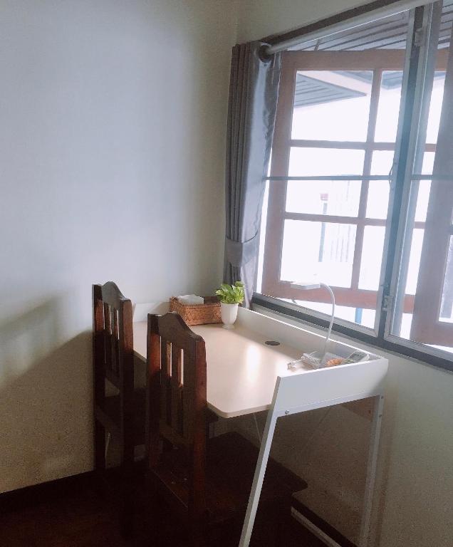 Wayside Guesthouse - 11