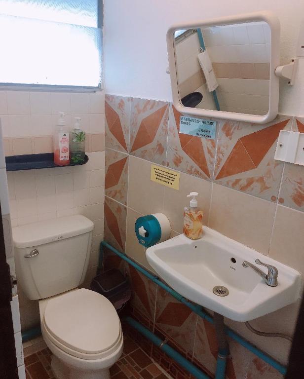 Wayside Guesthouse - 12