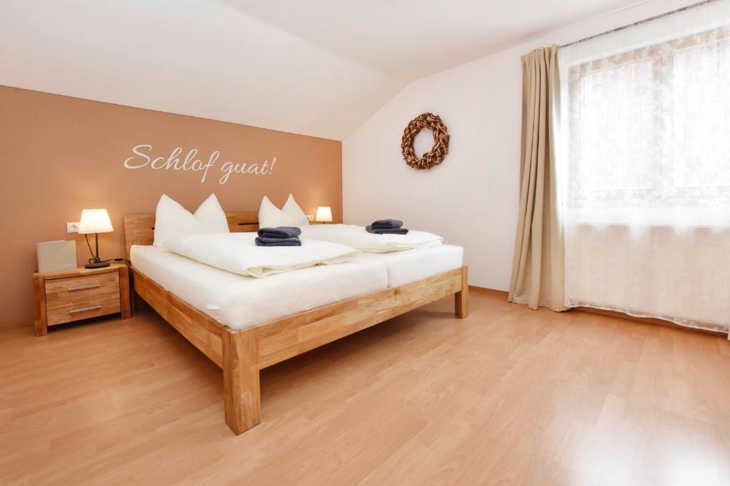 Postel nebo postele na pokoji v ubytování Ferienwohnung Frömlig